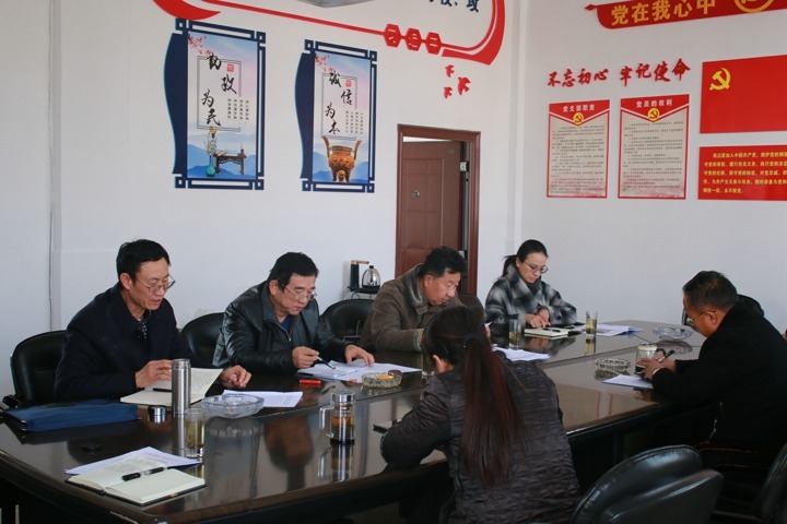 集团专职表部董事到J9.COM房地产公司和圭山煤矿调研