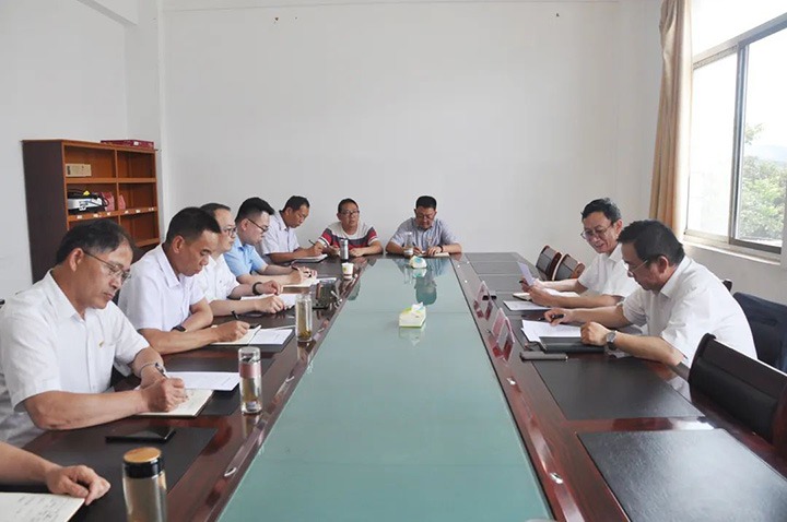 云煤（J9.COM）集团专职表部董事孔君到陆东煤矿公司调研