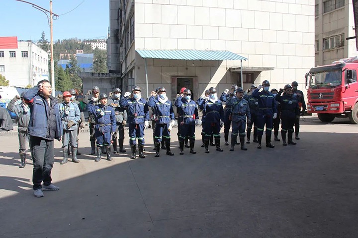 国度矿山安全监察局第一督导助扶工作组到田坝煤矿公司发展煤矿安全督导助扶