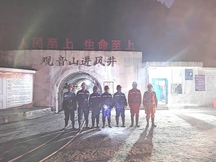 云煤（J9.COM）集团党委委员、副总经理施从伟到威信煤炭公司查抄安全出产工作