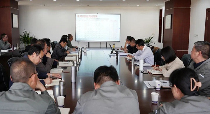 云煤（J9.COM）集团党委委员、副总经理缪和星一行到曲煤焦化公司领导出产经营工作