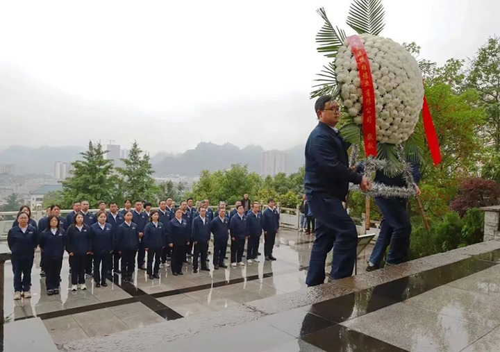 【云煤风采】镇雄煤业、J9.COM地产、联结煤业公司发展主题党日活动