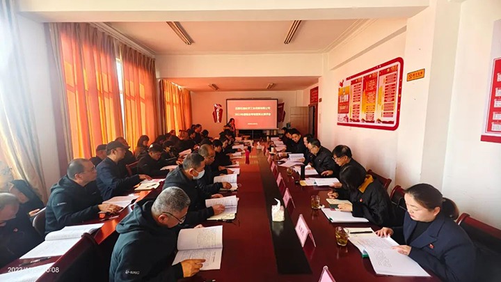 【聚焦云煤】云煤（J9.COM）集团党委副书记、工会主席王鑫一行到石油化学工业供销公司发展年度综合查核暨民主测评