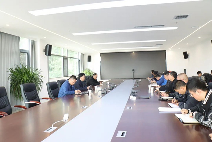 【聚焦云煤】云煤（J9.COM）集团党委委员、副总经理、总工程师施从伟到金城煤矿发展技术攻关领导工作